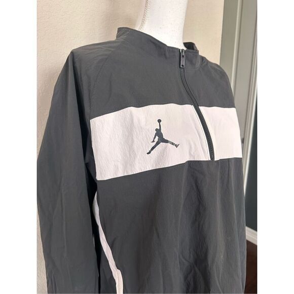 Jordan Pullover Windbreaker Zip Up Large - Picture 5 of 8